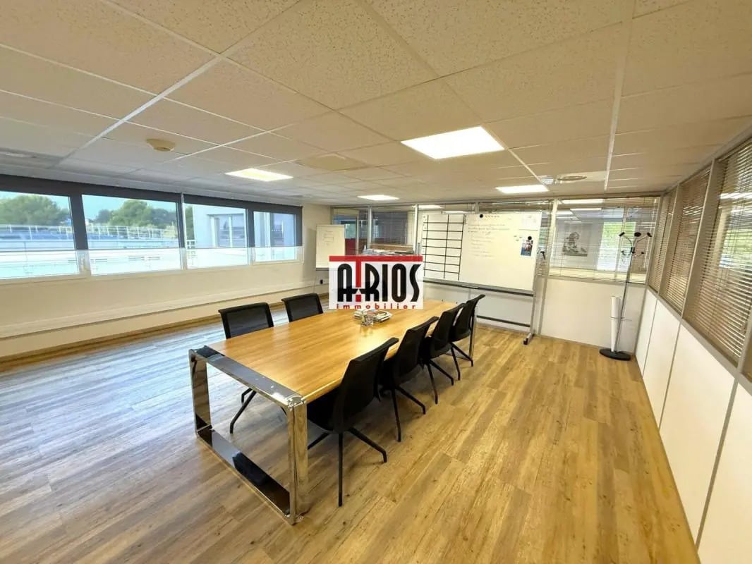 Bureau dans La Farlède à vendre Photo intérieure– Image 1 sur 10