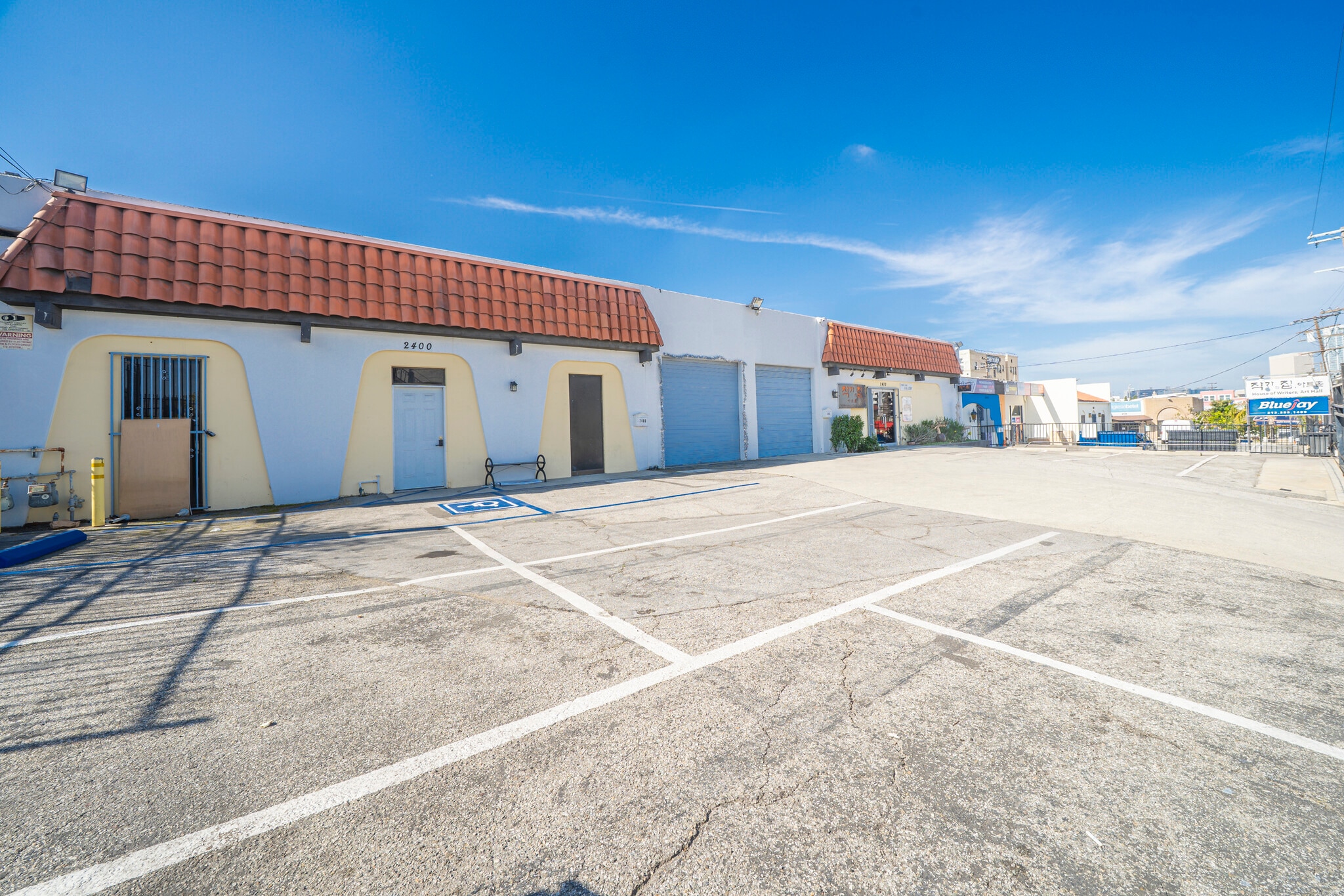 2400 James M Wood Blvd, Los Angeles, CA à vendre Photo principale– Image 1 sur 28