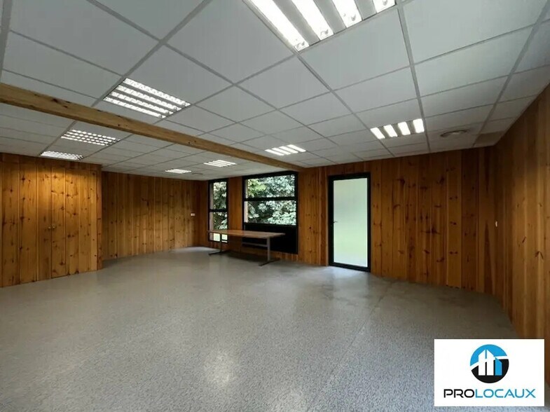 Bureau dans Chantilly à louer - Photo intérieure – Image 2 sur 7