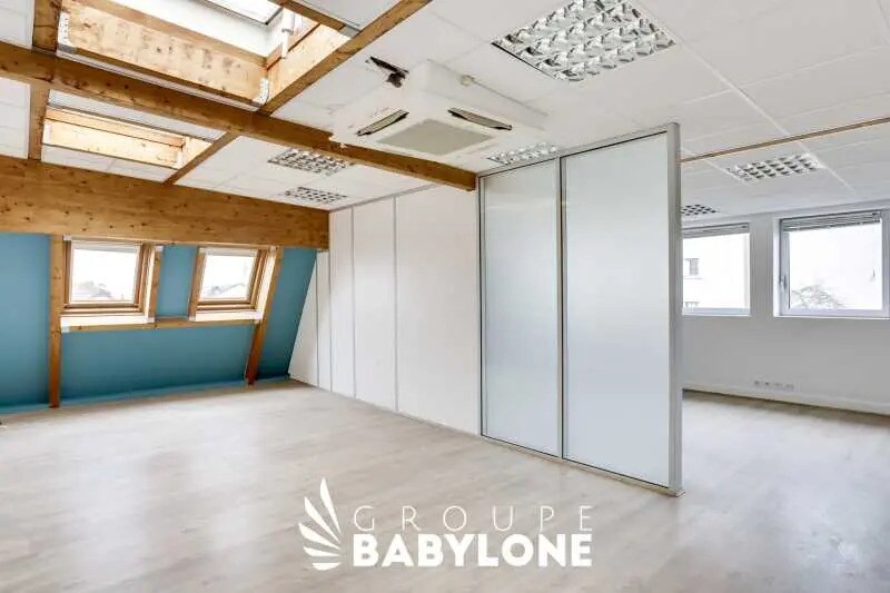 Bureau dans Suresnes à louer - Photo de l’immeuble – Image 3 sur 12