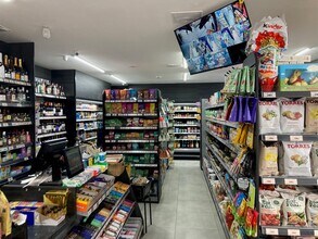 73 High St, Londres à louer Photo intérieure– Image 1 sur 6