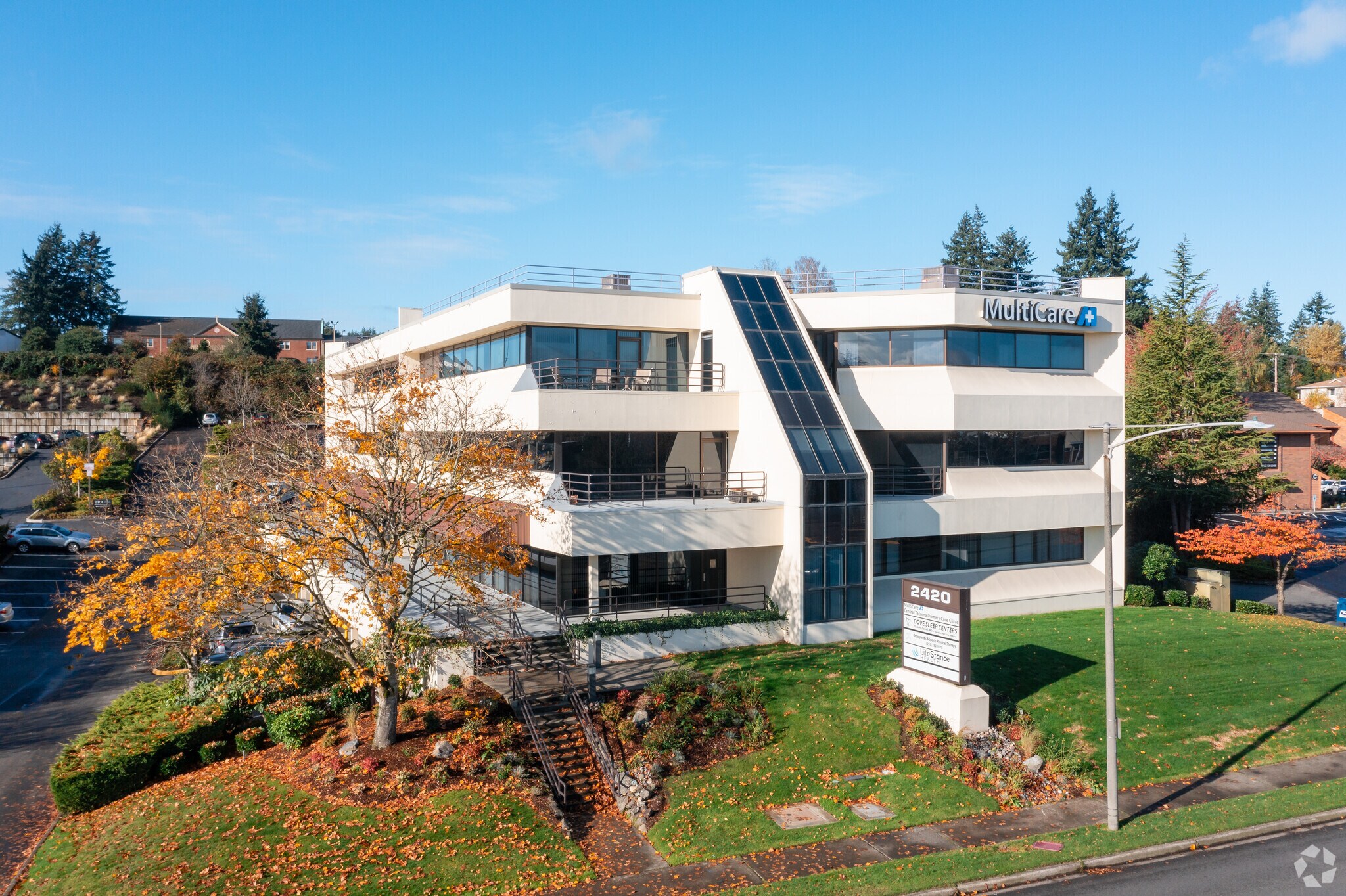 2420 S Union Ave, Tacoma, WA à louer Photo principale– Image 1 sur 12