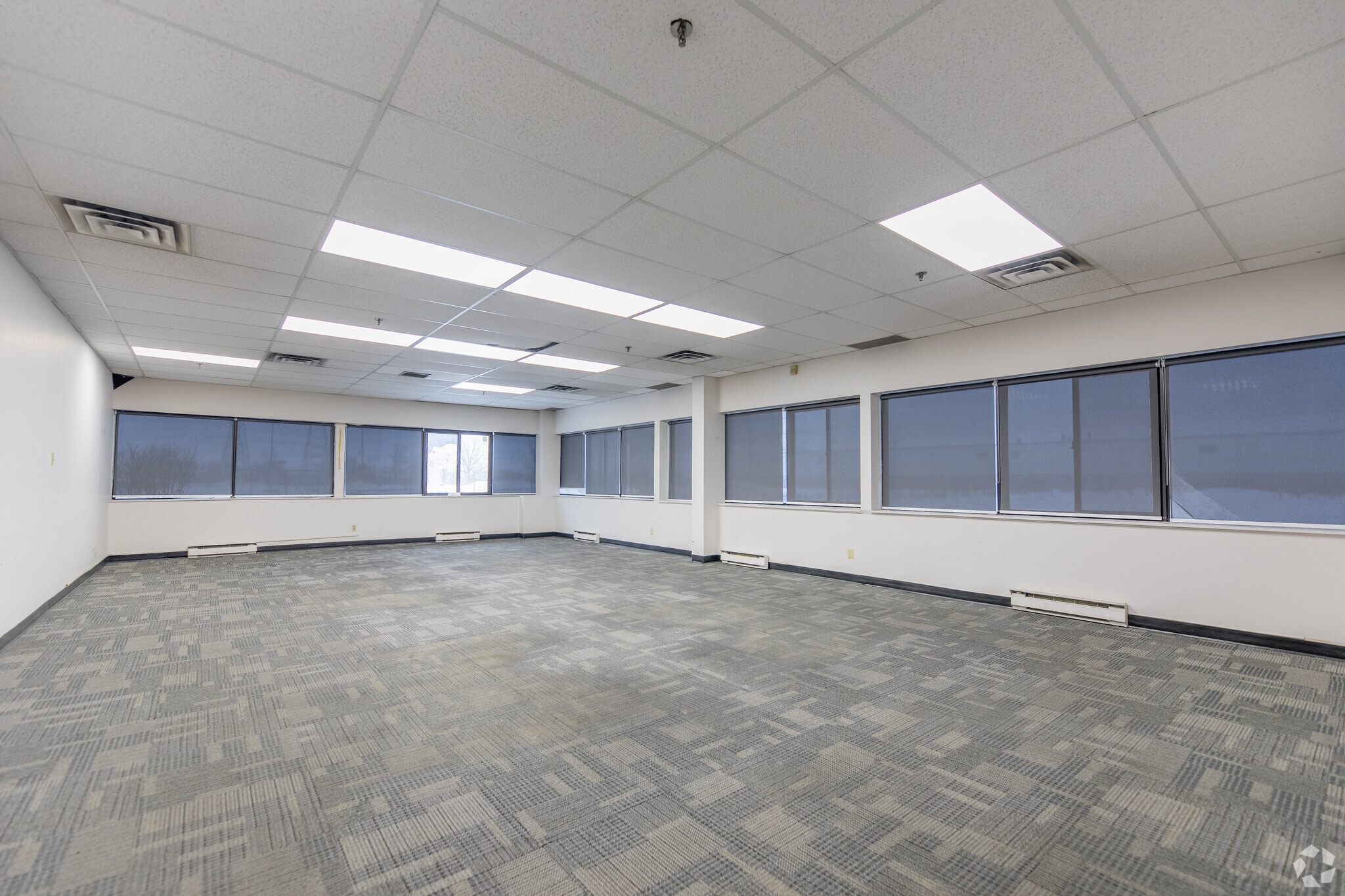 8069 Lawson Rd, Milton, ON à vendre Photo intérieure– Image 1 sur 18