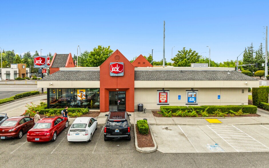2602 NE 238th Dr, Wood Village, OR à vendre - Photo de l’immeuble – Image 3 sur 6
