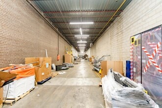 25 Tangiers Rd, Toronto, ON à louer Photo intérieure– Image 2 sur 3