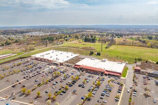 Plus de détails pour 1810-1844 E Ridge Pike, Royersford, PA - Local commercial à louer