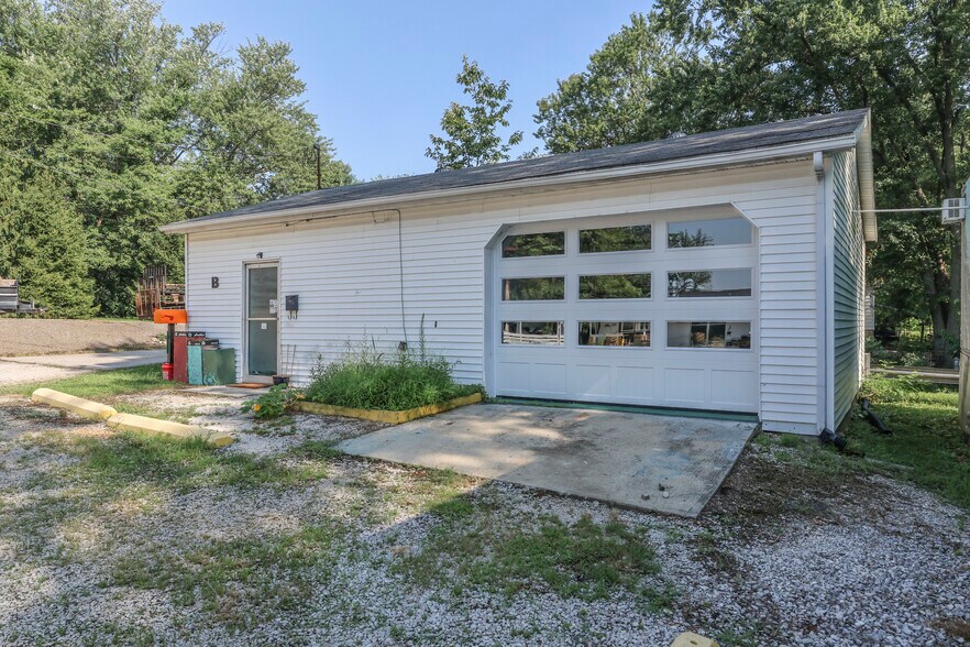 1331 W 11th St, Bloomington, IN à louer - Photo de l’immeuble – Image 2 sur 9