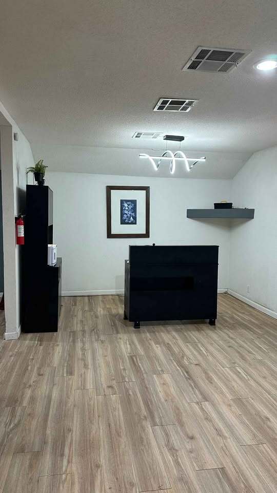 804 W 2nd St, Taylor, TX à vendre Photo intérieure– Image 1 sur 7