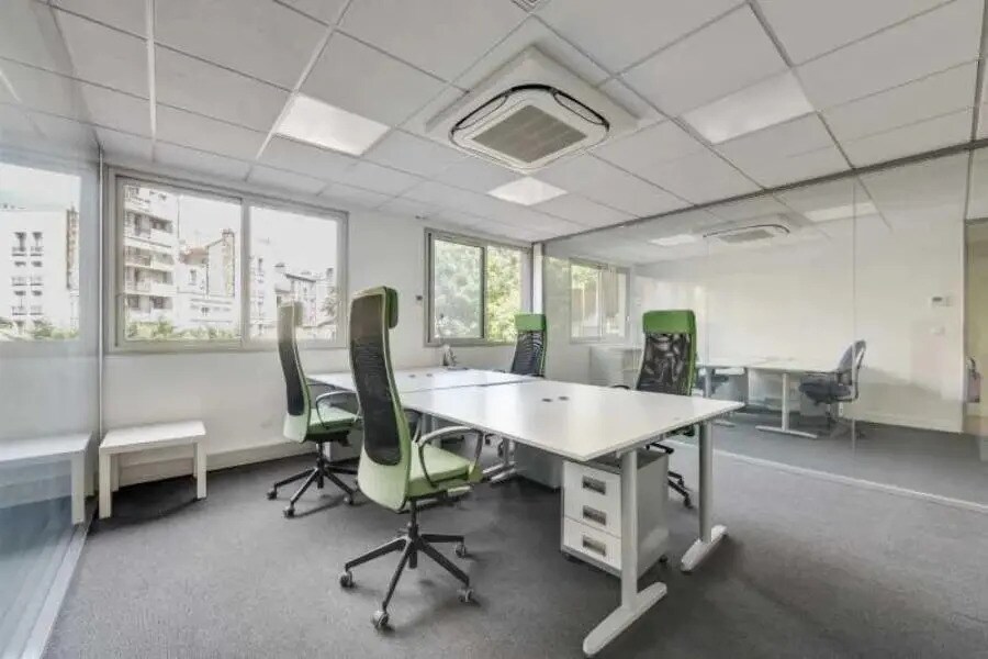 Bureau dans Issy-les-Moulineaux à louer Photo de l’immeuble– Image 1 sur 12