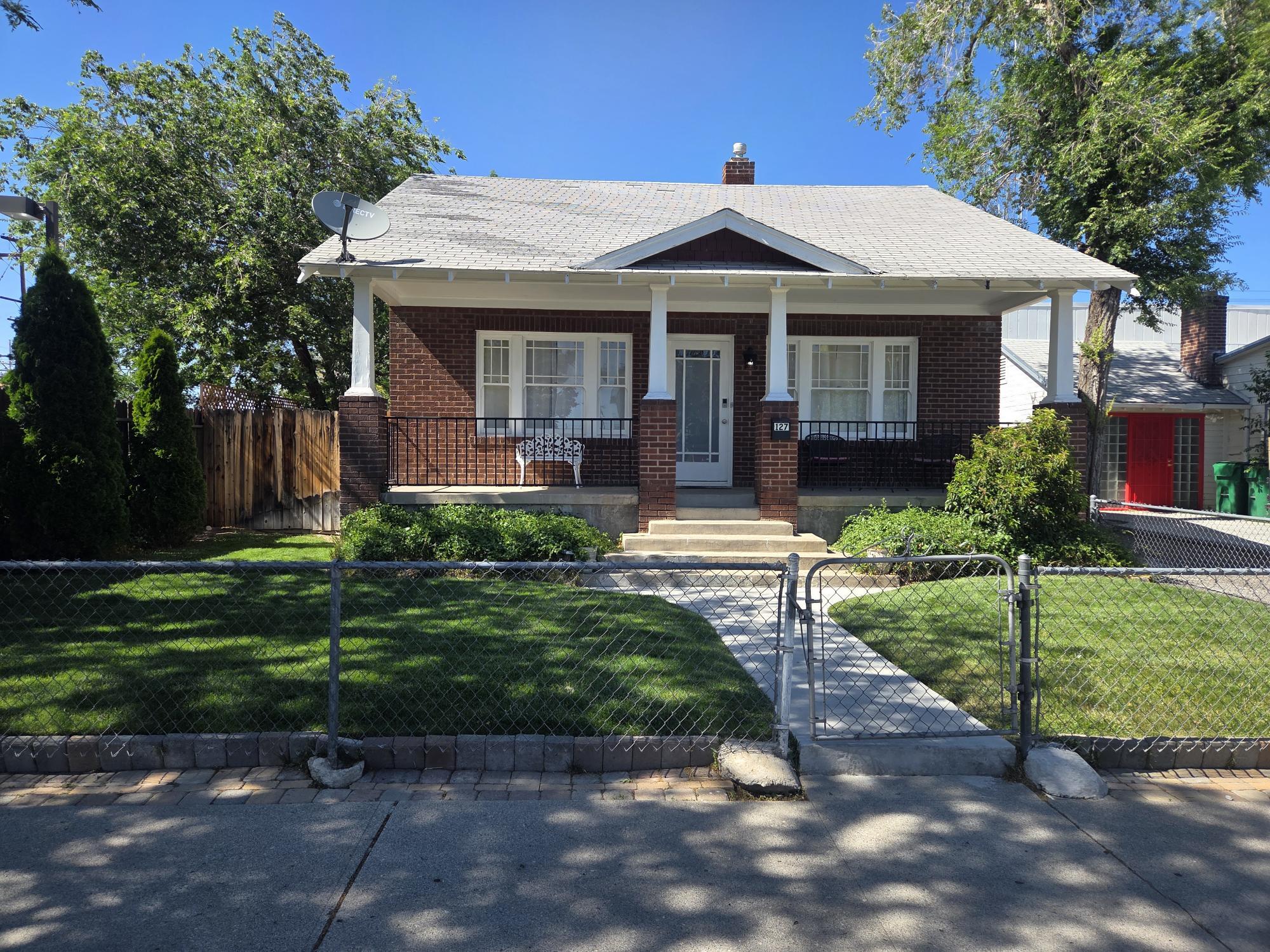127 E Pueblo St, Reno, NV à vendre Photo de l’immeuble– Image 1 sur 12