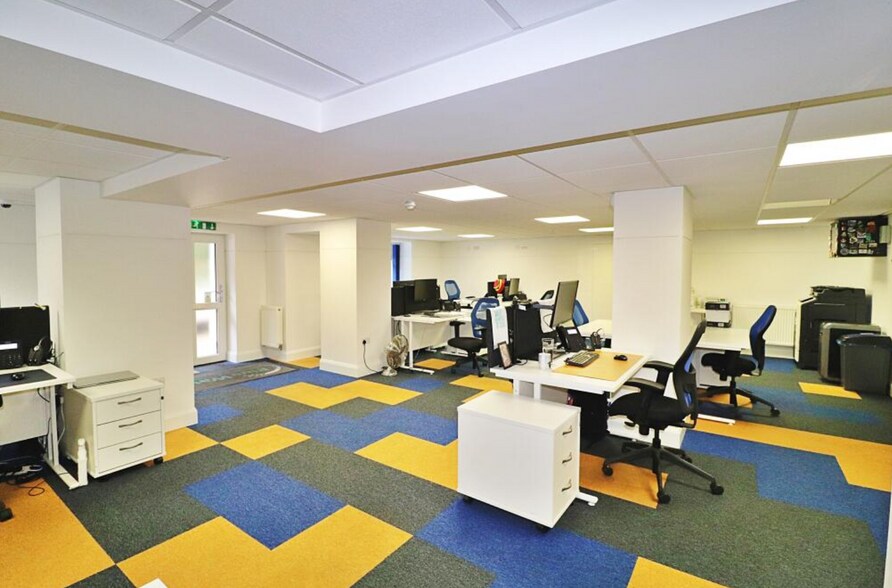 Cardiff Rd, Cardiff à vendre - Photo intérieure – Image 2 sur 6