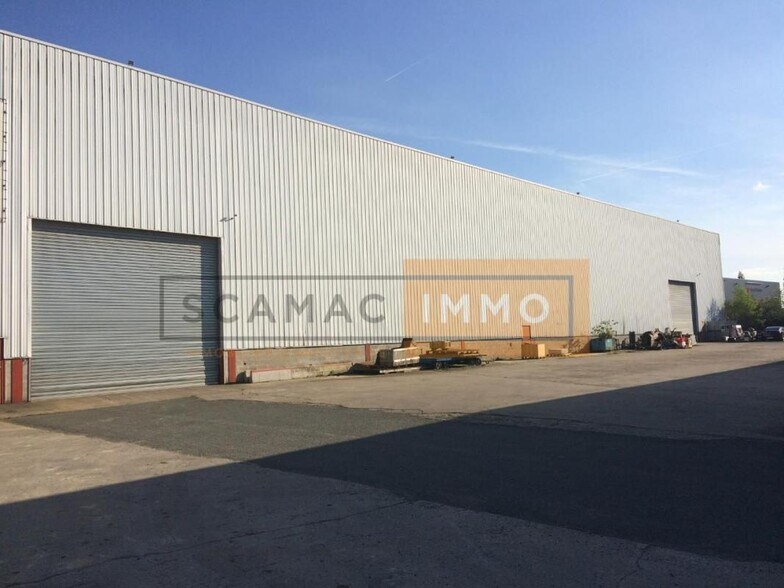 Industriel/Logistique dans SAINT-OUEN-L'AUMONE à louer - Photo de l’immeuble – Image 3 sur 8