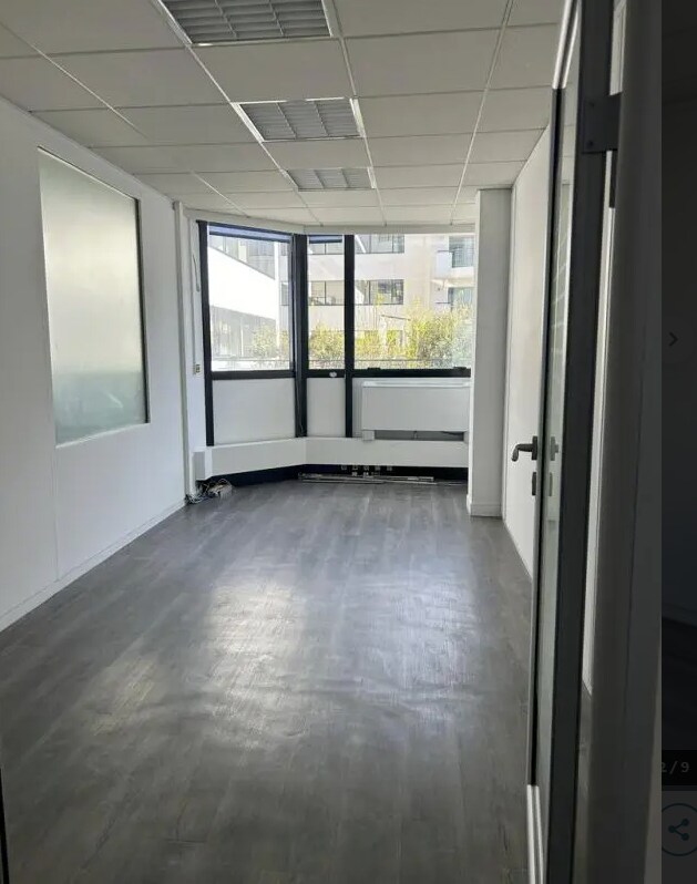 Plus de détails pour Bureau à louer