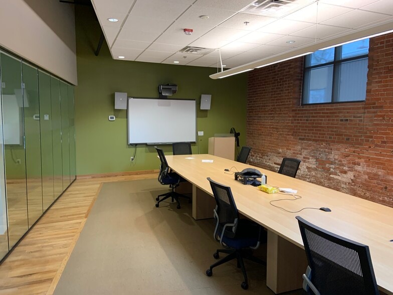 61 Commercial St, Rochester, NY à louer - Photo intérieure – Image 2 sur 5