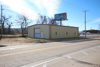 Plus de détails pour 2318 Charles Page Blvd, Tulsa, OK - Industriel/Logistique à vendre