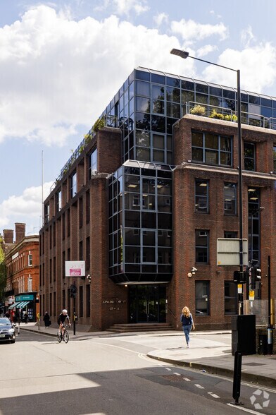 137-143 Hammersmith Rd, Londres à louer - Photo de l’immeuble – Image 3 sur 4
