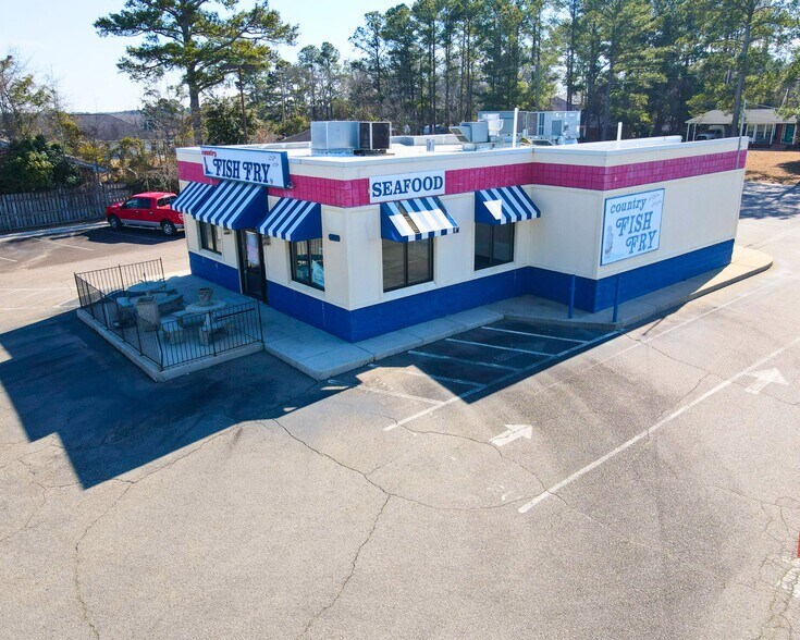 3416 N Main St, Hope Mills, NC à vendre - Photo de l’immeuble – Image 3 sur 5