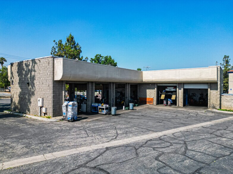 1636 Redlands Blvd, Redlands, CA à vendre - Photo de l’immeuble – Image 2 sur 8
