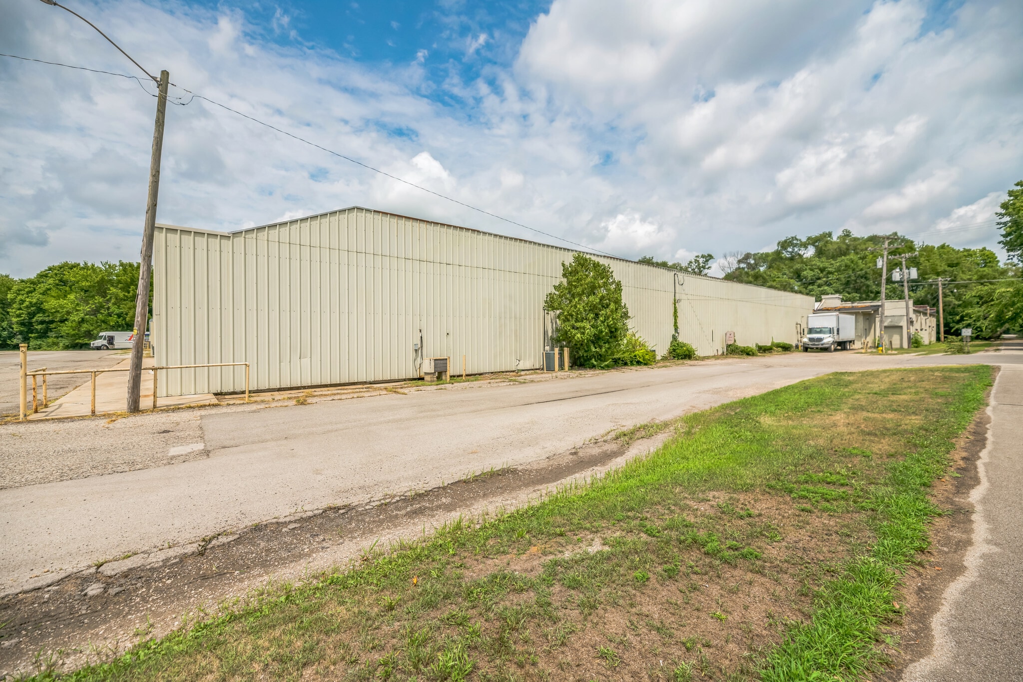 100 N Park Ave, Peru, IN à vendre Photo principale– Image 1 sur 2