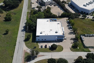 Plus de détails pour 4924 Cambridge Rd, Fort Worth, TX - Industriel/Logistique à louer