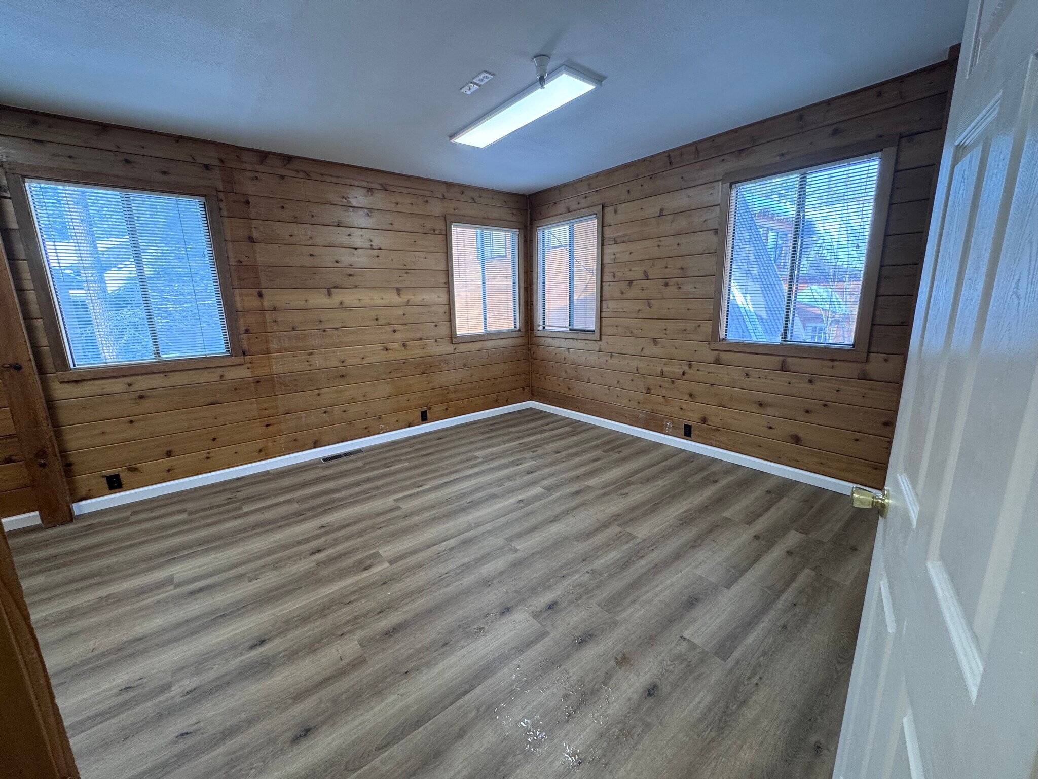 916 Southwood Blvd, Incline Village, NV à louer Photo principale– Image 1 sur 6