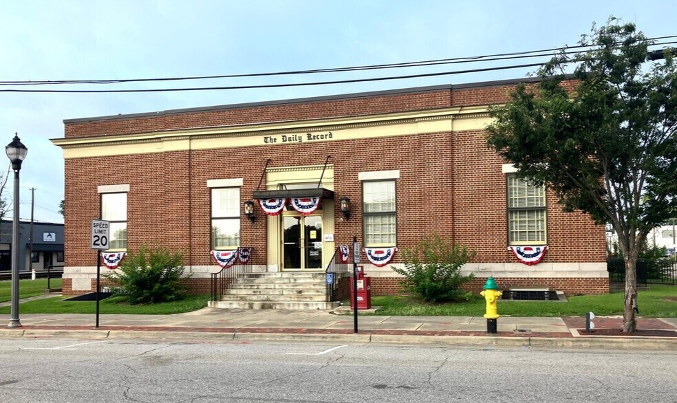 99 W Broad St, Dunn, NC à vendre - Photo de l’immeuble – Image 2 sur 15