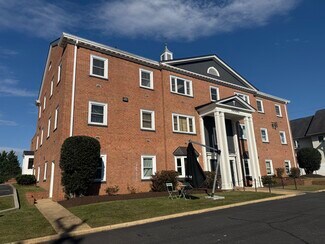 Plus de détails pour 10090 Main St, Fairfax, VA - Différents types d’espaces à louer