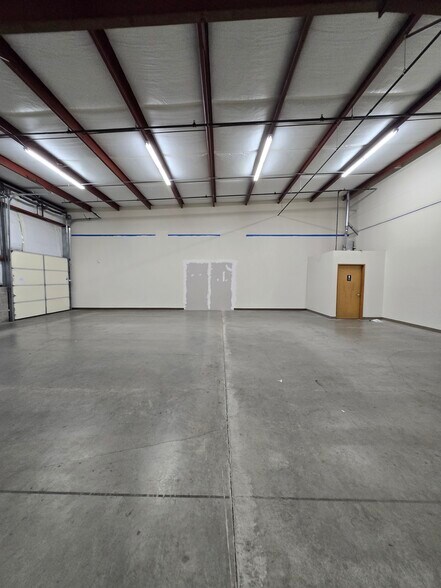 710 Commercial St, Eugene, OR à louer - Photo de l’immeuble – Image 3 sur 4