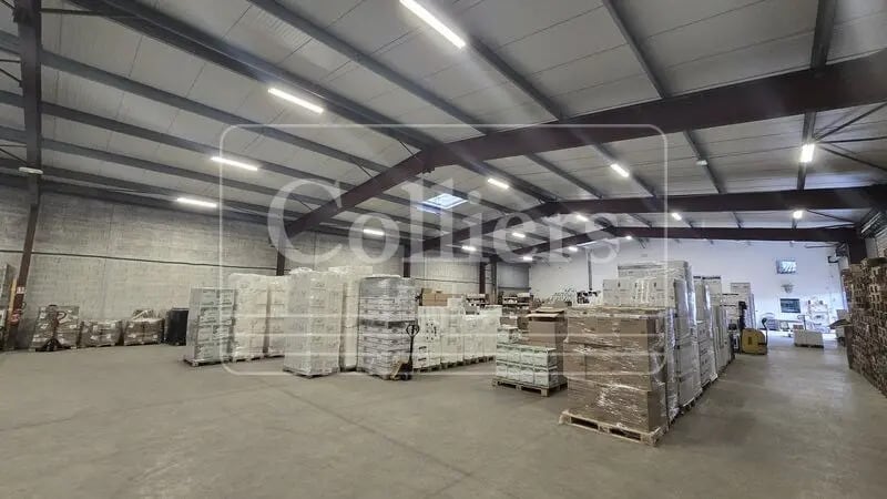 Bureau dans Septèmes-les-Vallons à louer - Photo de l’immeuble – Image 1 sur 7