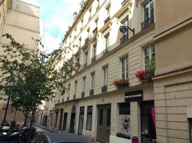 10 Rue Saint-Joseph, Paris à louer Photo de l’immeuble– Image 1 sur 6