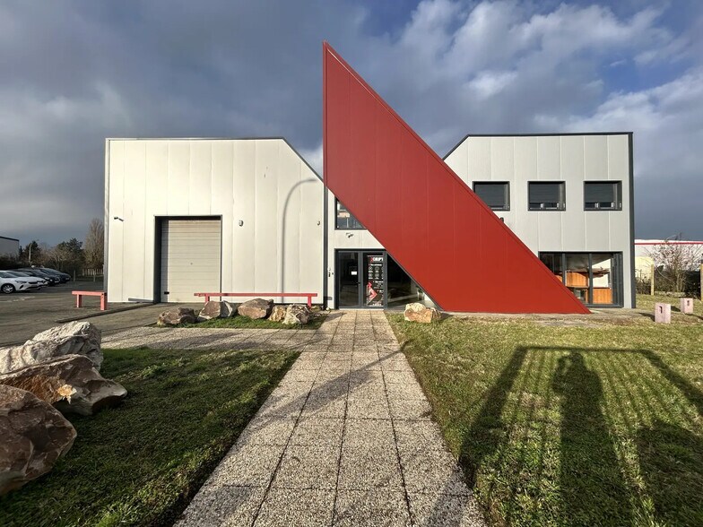Local commercial dans Dreux à louer - Photo de l’immeuble – Image 1 sur 8