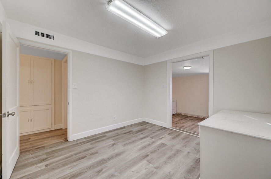 1820 Willow Trl, Las Vegas, NV à vendre - Photo intérieure – Image 2 sur 18