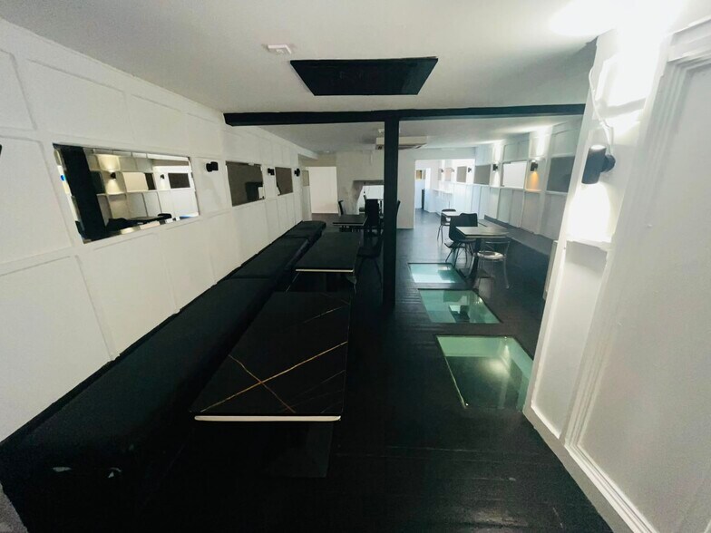 122A Fore St, Exeter à louer - Photo de l’immeuble – Image 3 sur 9