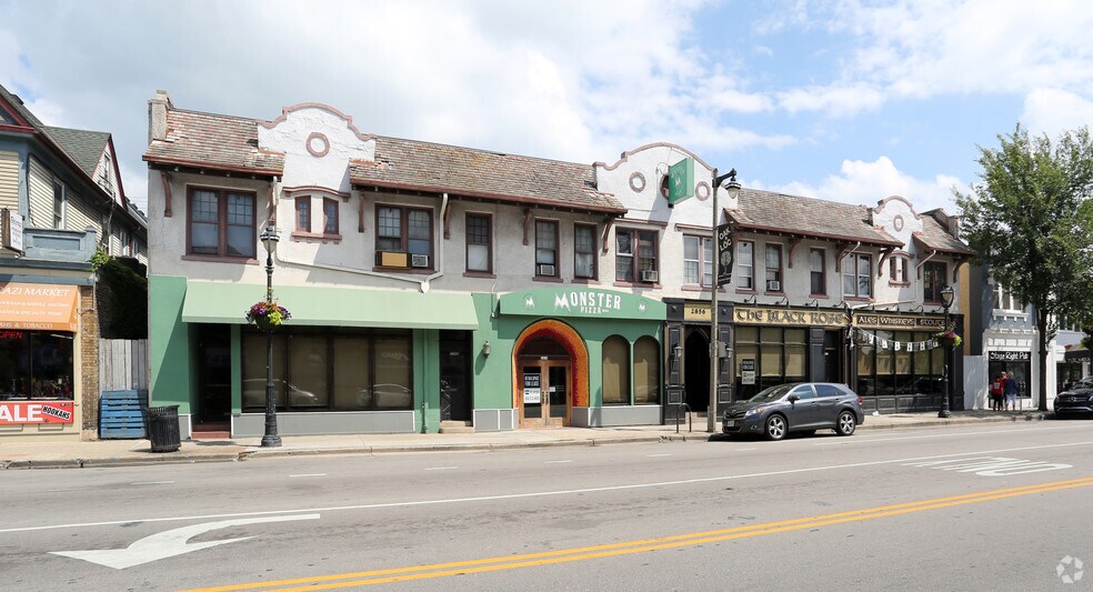 2850-2862 N Oakland Ave, Milwaukee, WI à louer - Photo de l’immeuble – Image 2 sur 11