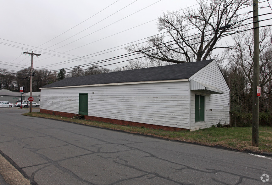 598 E 2nd Ave, Gastonia, NC à vendre - Photo de l’immeuble – Image 2 sur 2