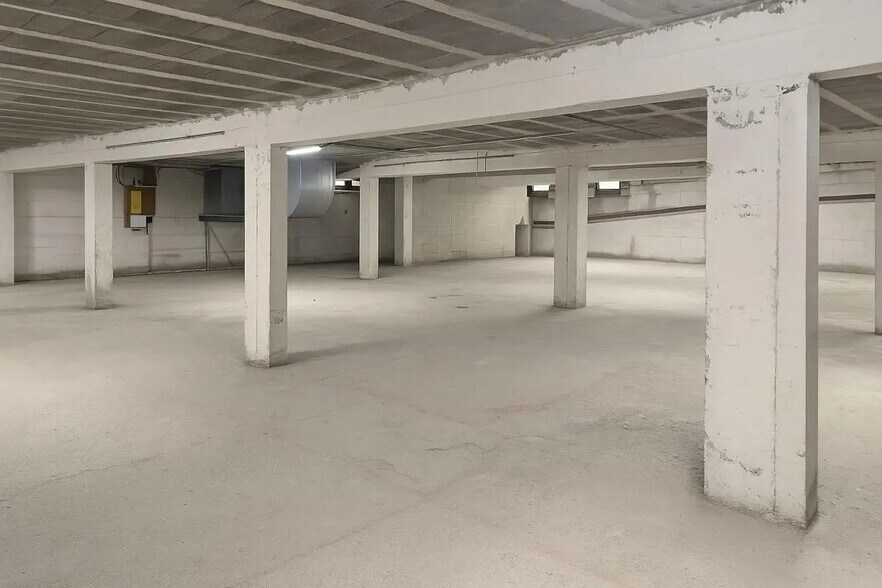 Industriel/Logistique dans Annecy à louer - Photo de l’immeuble – Image 2 sur 6