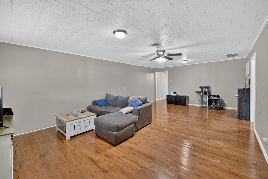 102 Etta St, Hot Springs, AR à vendre - Photo de l’immeuble – Image 2 sur 38