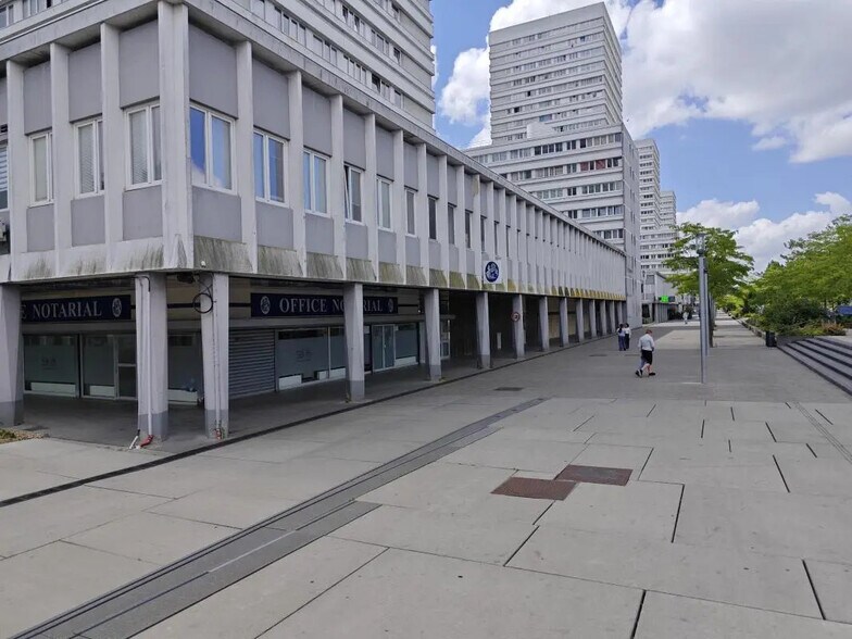 Local commercial dans Mons-en-Baroeul à vendre - Photo de l’immeuble – Image 1 sur 1