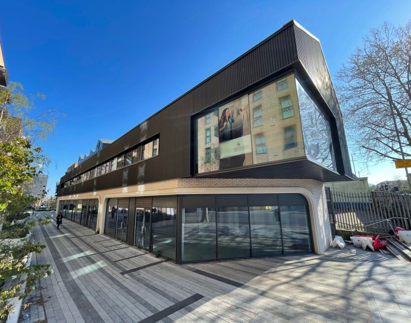 1 Frank Searle Psge, Londres à vendre Photo de l’immeuble– Image 1 sur 9