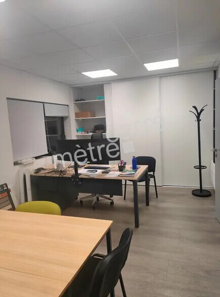 Local d’activités dans Carquefou à louer - Photo de l’immeuble – Image 3 sur 3