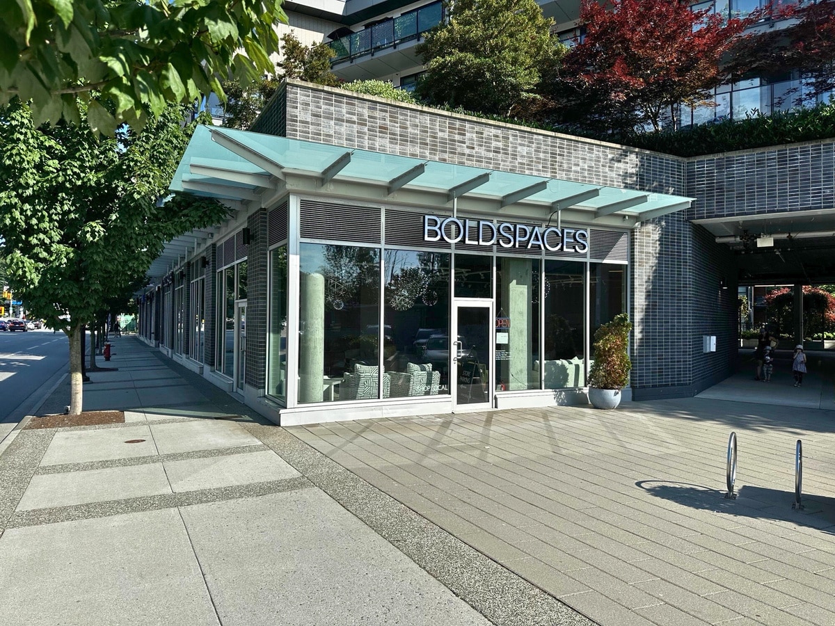 725 Marine Dr, North Vancouver, BC à louer Photo de l’immeuble– Image 1 sur 5
