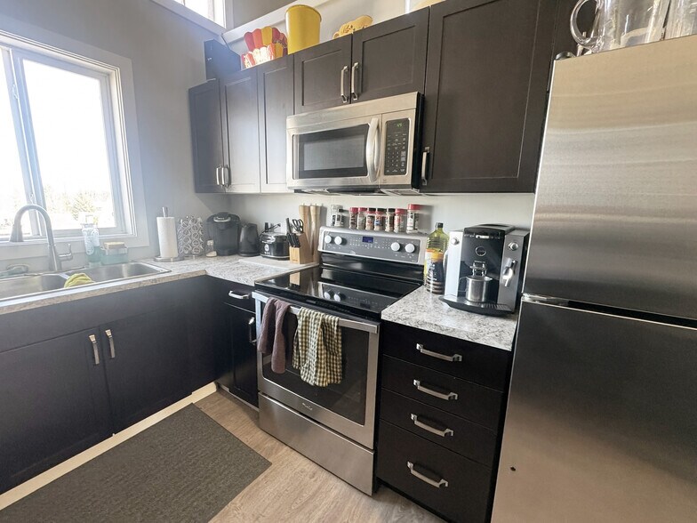 53314 Hwy 44, Spruce Grove, AB à vendre - Photo de l’immeuble – Image 2 sur 14