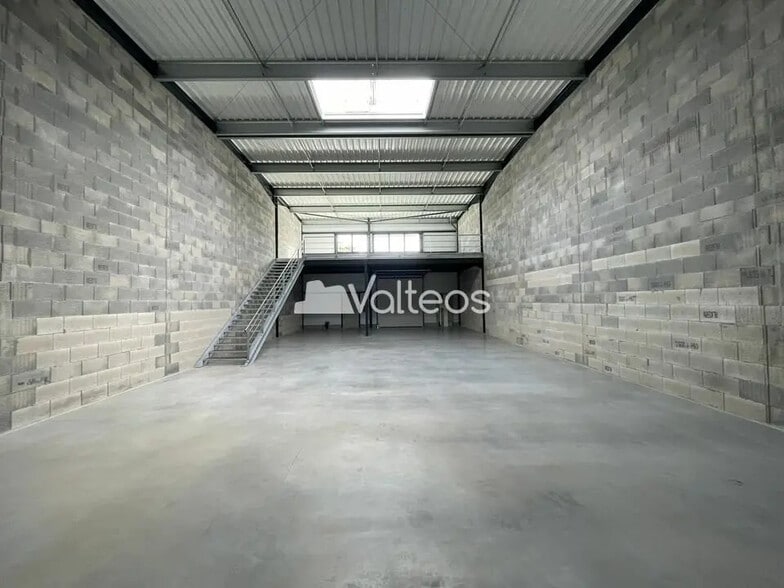 Local d'activités dans Montauban à vendre - Photo intérieure – Image 1 sur 5