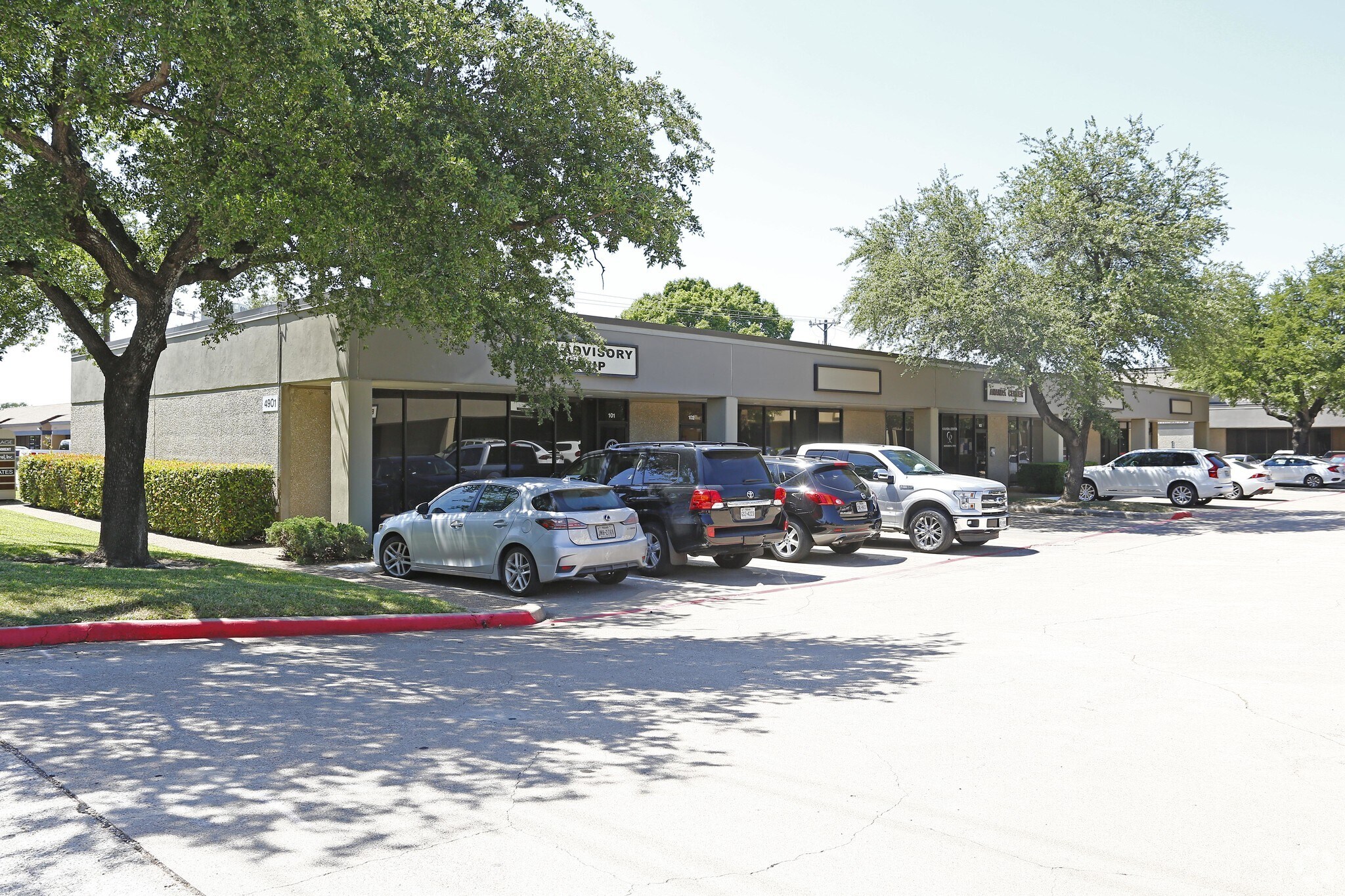 4901 Keller Springs Rd, Addison, TX à louer Photo principale– Image 1 sur 7
