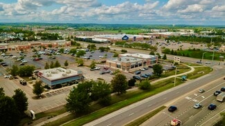 Plus de détails pour 902 Commons Dr, Geneva, IL - Local commercial à louer