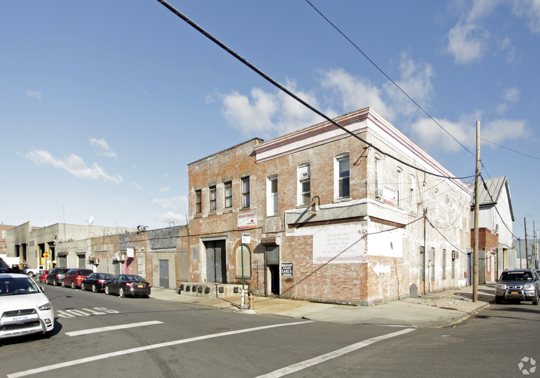901-909 E 135th St, Bronx, NY à louer Photo principale– Image 1 sur 4