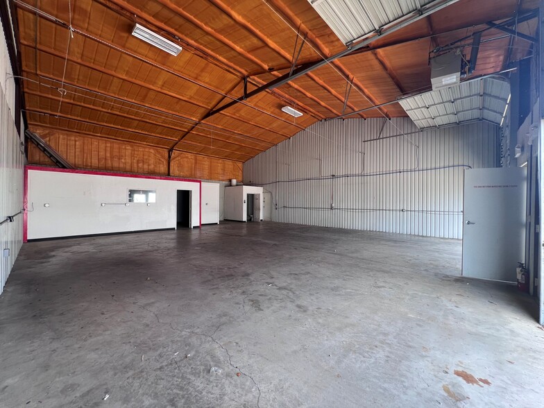 2321 N Masch Branch Rd, Denton, TX à louer - Photo intérieure – Image 3 sur 23