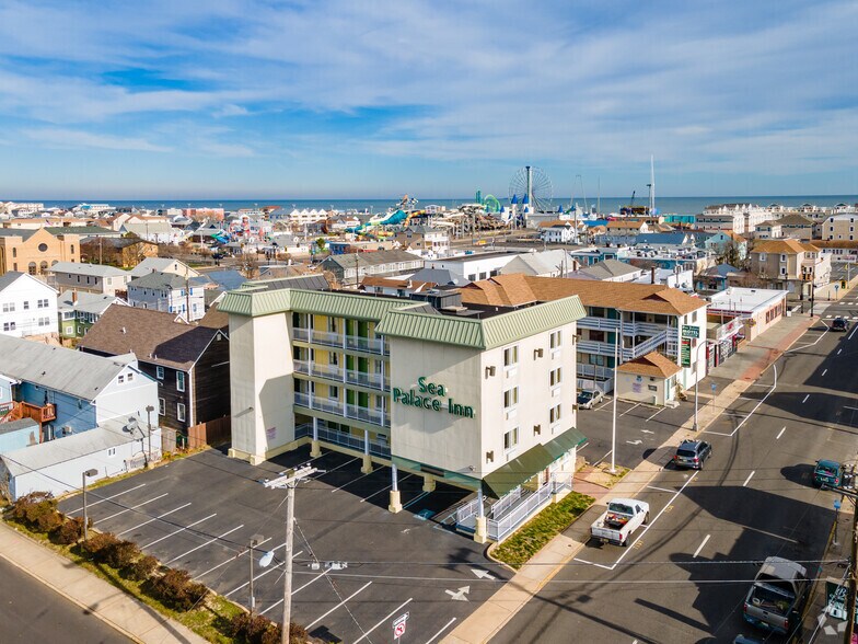 136 Sumner Ave, Seaside Heights, NJ à vendre - Photo de l’immeuble – Image 2 sur 11