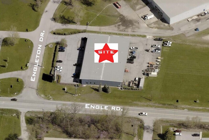4111 Engleton Dr, Fort Wayne, IN à louer - Photo de l’immeuble – Image 2 sur 3