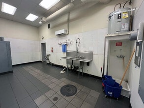 2-18 NE 28th Ave, Portland, OR à louer Photo intérieure– Image 2 sur 7